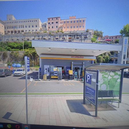Art Deco City Center Near The Beach! Террачина Екстер'єр фото